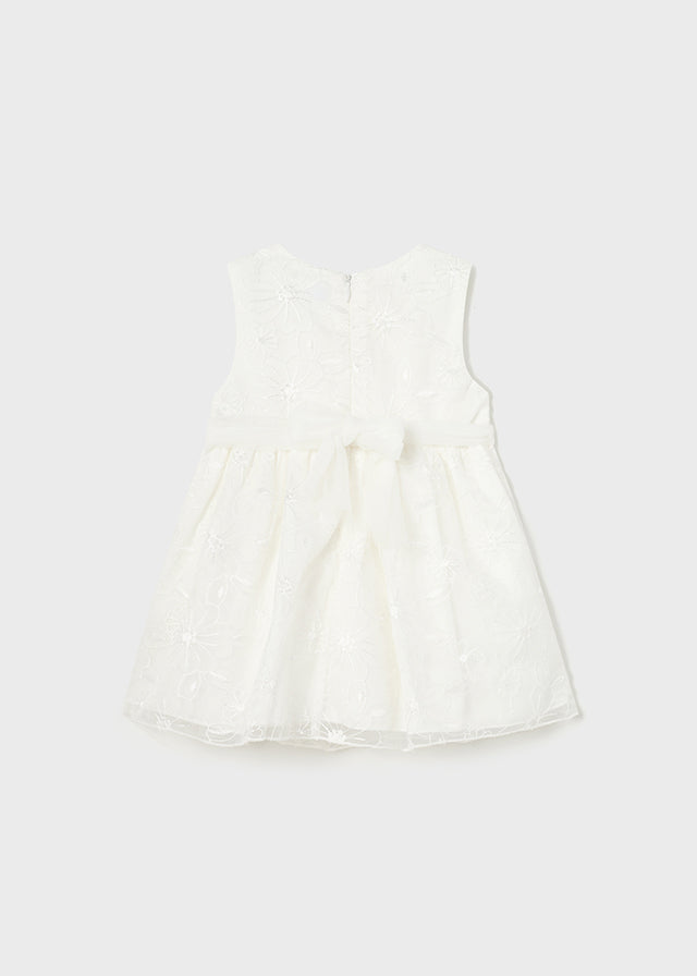 Vestido organza bordada
