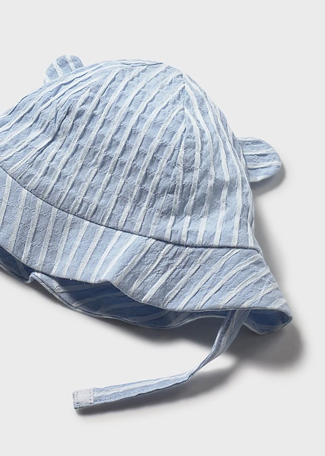 Conj. pantalon corto y gorro