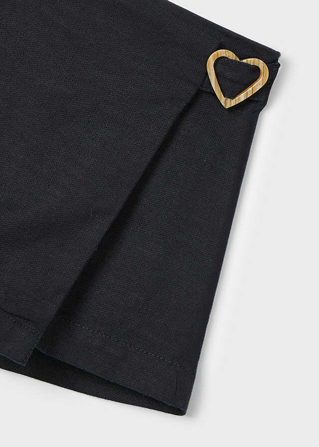 Conj. Camiseta m/c y Falda pantalon hebilla