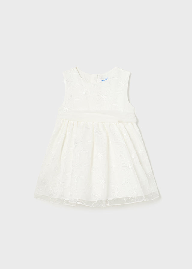Vestido organza bordada