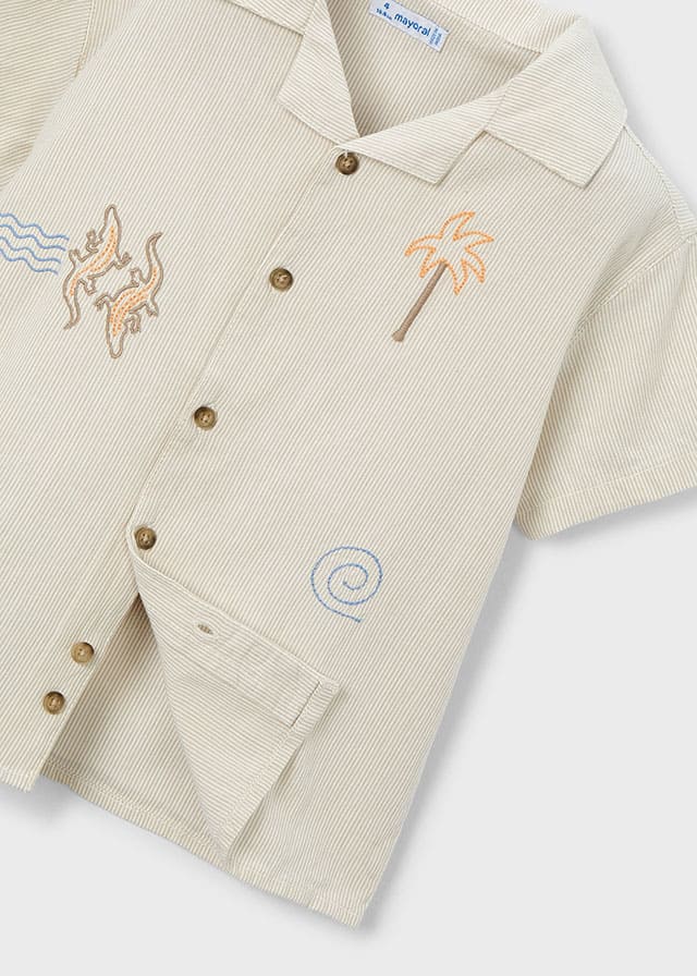 Camisa m/c bordados
