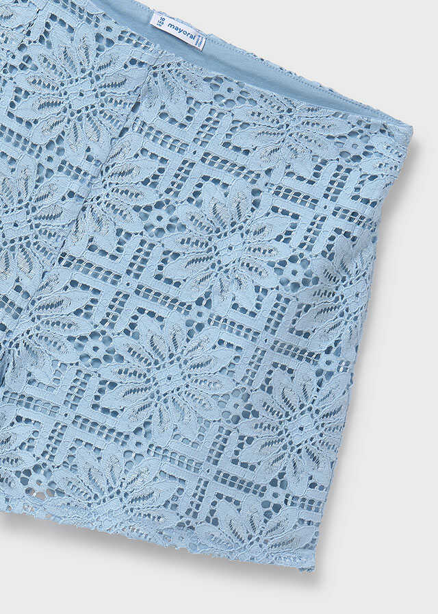 Conj. Bluson y Pantalon corto encaje