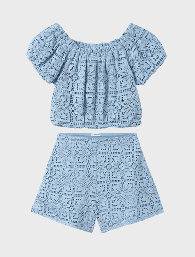 Conj. Bluson y Pantalon corto encaje