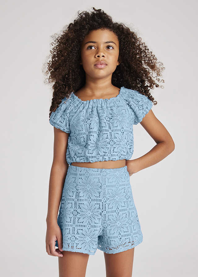 Conj. Bluson y Pantalon corto encaje