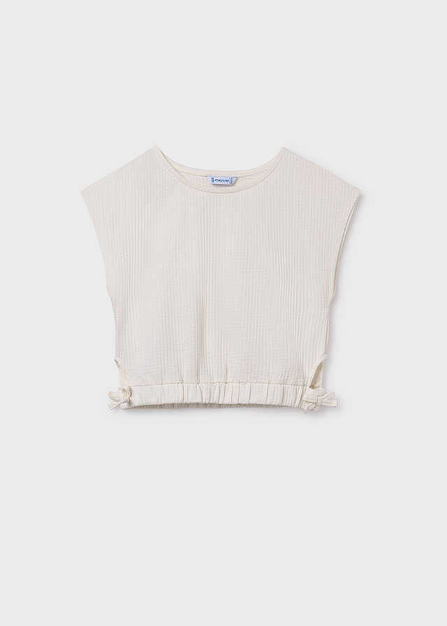 Conj. Camiseta m/c cut out y Pantalon corto punto