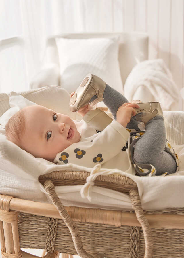 Conj. falda punto y leotardo