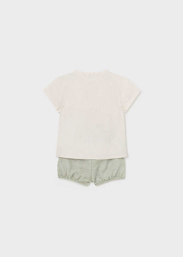 Conj. pantalon corto y camisa