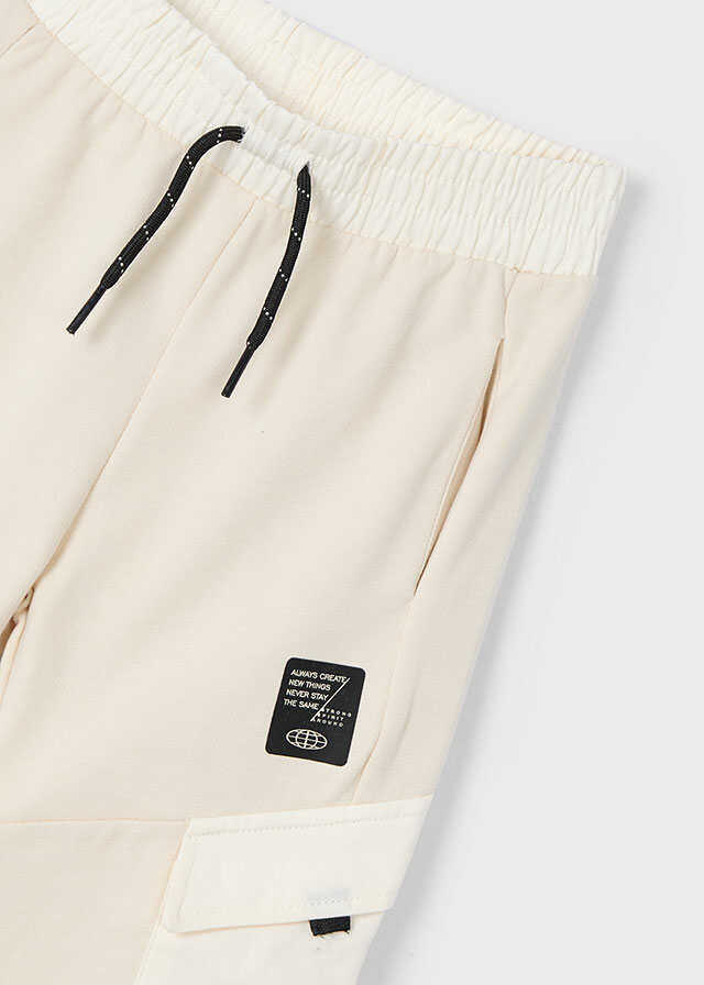 Conj. Pullover "athletics" y Pantalo cargo punto