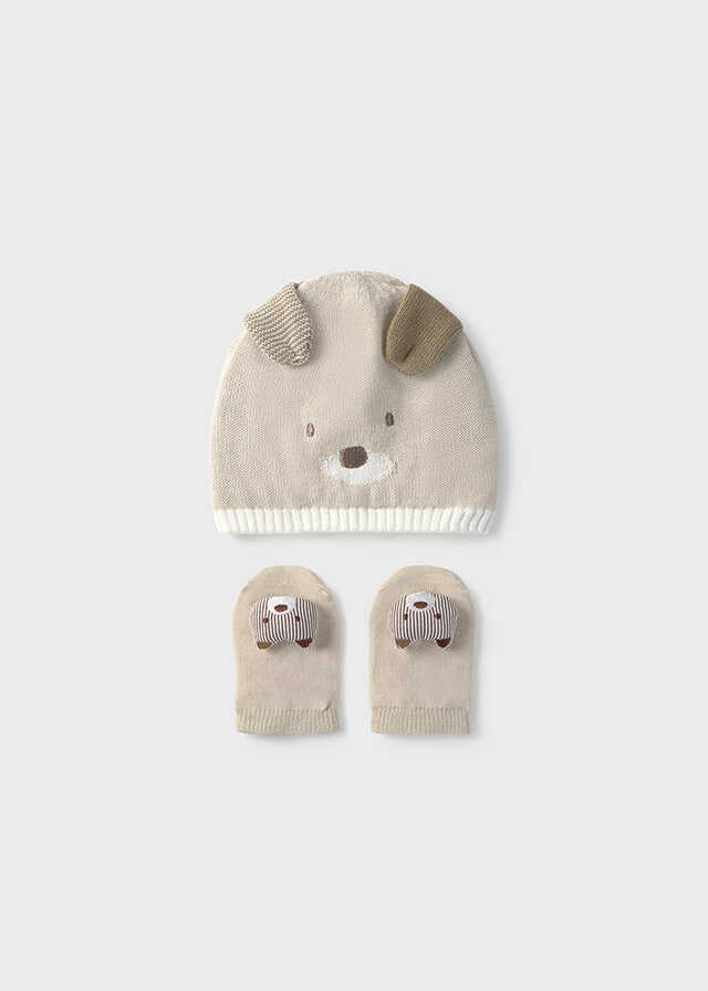 Gorro y calcetin tricot