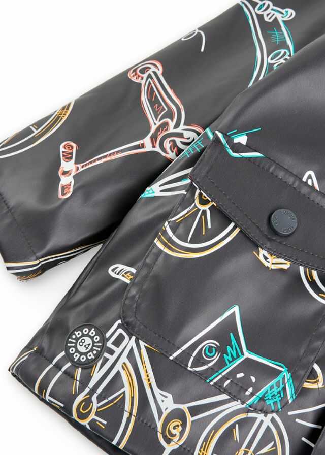 Impermeable con capucha