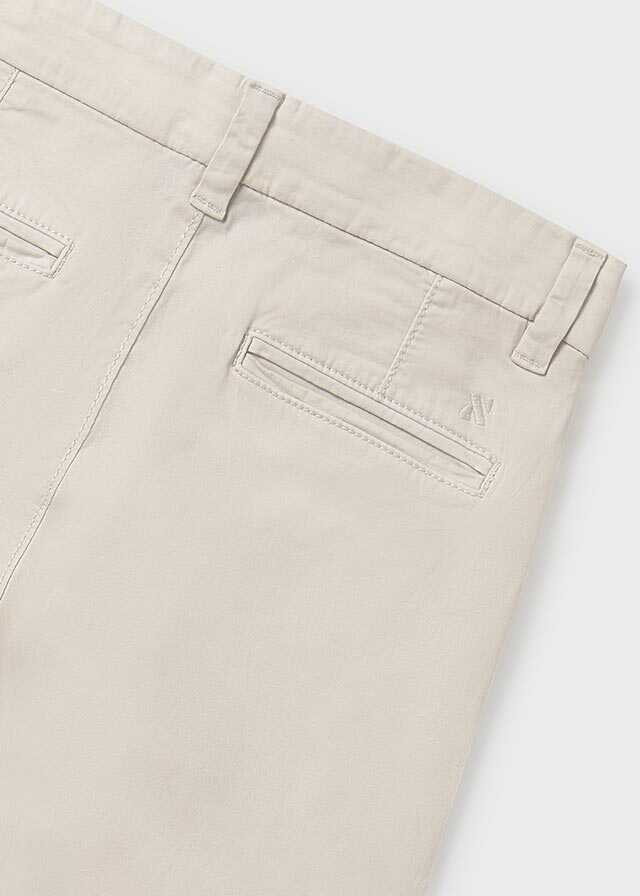 Pantalon chino basico