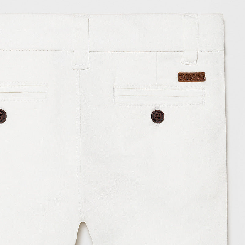 Pantalon chino sarga basico