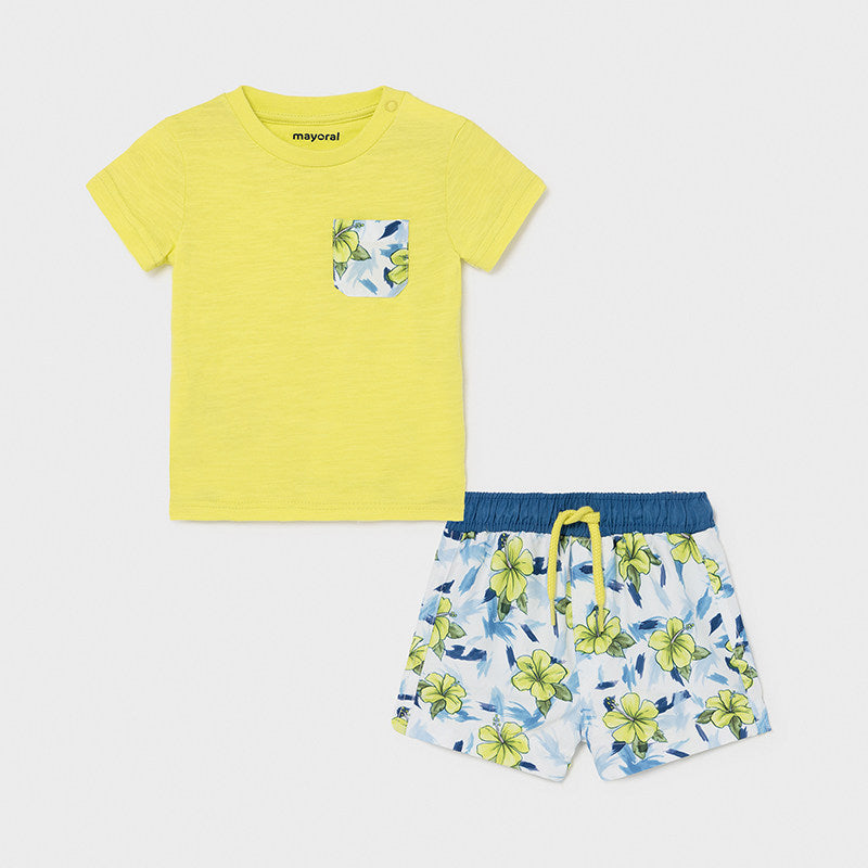 Conjunto bañador y camiseta