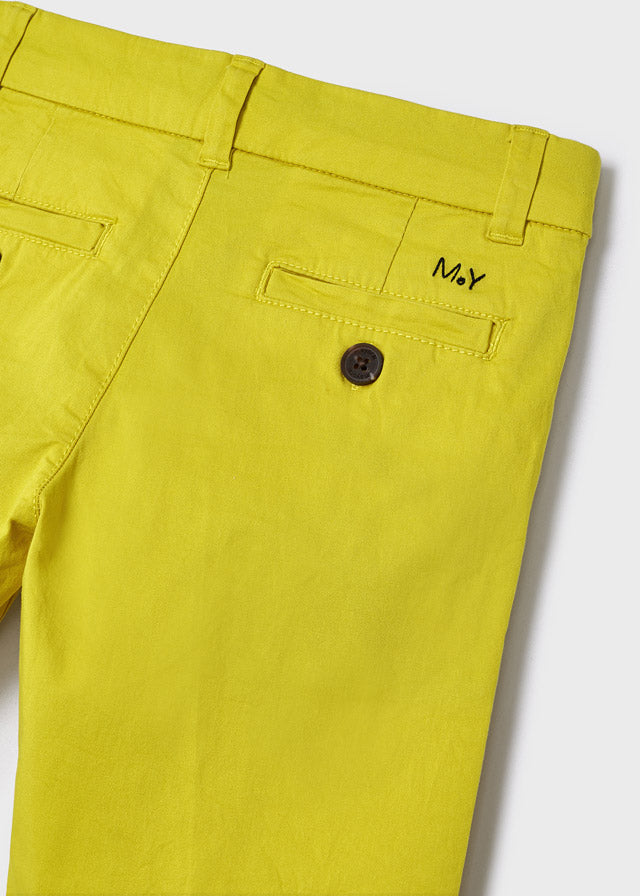 Bermuda chino sarga básico