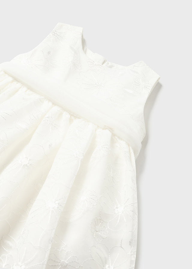 Vestido organza bordada