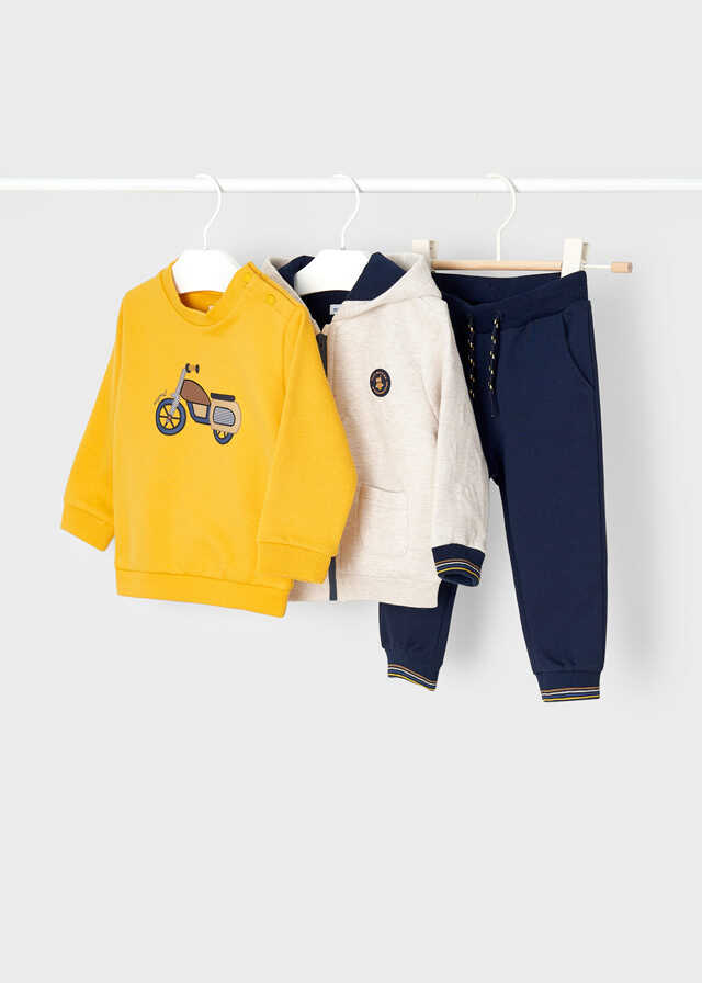 Chandal canguro y pullover